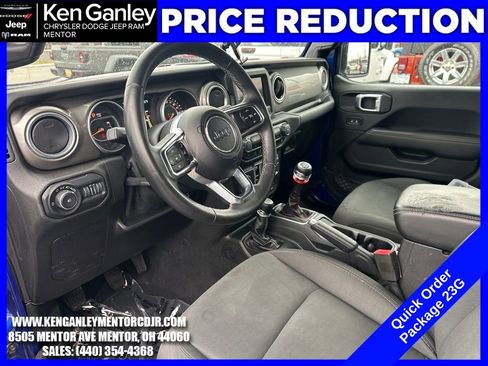 Used 2018 Jeep Wrangler Unlimited Sahara image 17