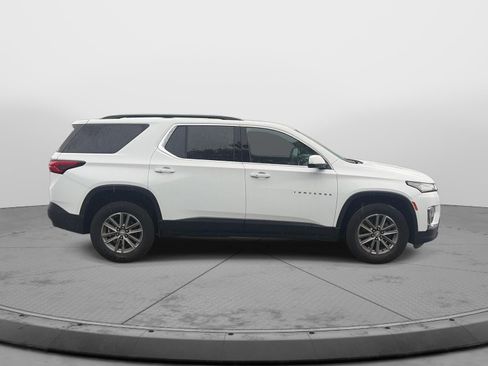 Used 2023 Chevrolet Traverse LT AWD/4WD image 4