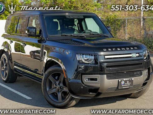 Used 2023 Land Rover Defender 110 X-Dynamic SE AWD/4WD image 1