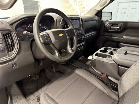 Used 2025 Chevrolet Silverado 1500 Custom w/ Turbomax Blackout Package RWD image 17