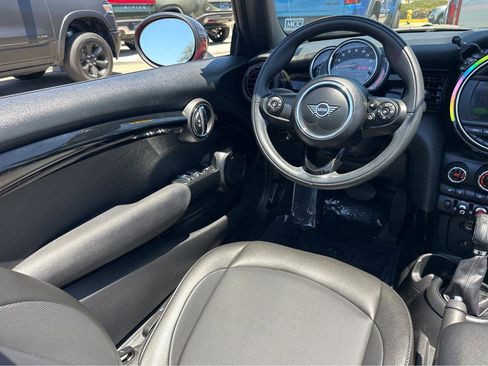 Used 2019 MINI Cooper Convertible image 18