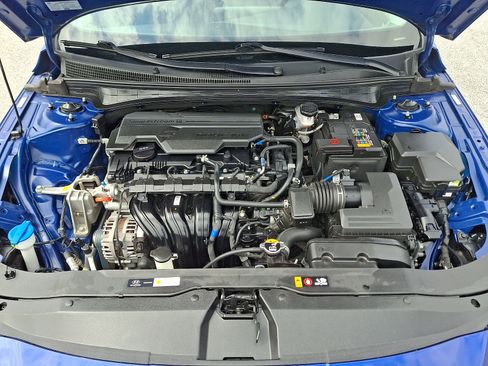 Used 2024 Hyundai Elantra Limited FWD image 29
