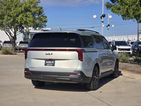 New 2026 Kia Carnival SX Prestige image 4