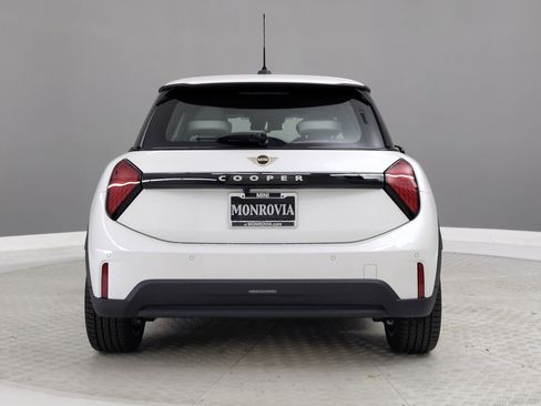 New 2026 MINI Cooper 2-Door Hardtop image 8
