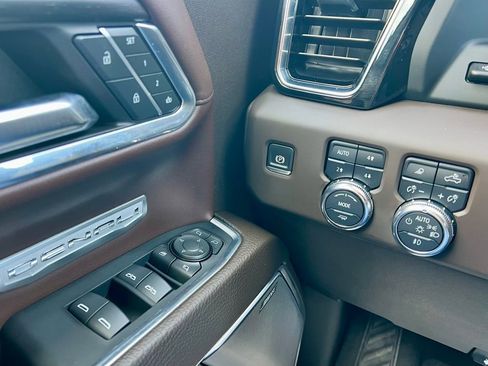 Used 2024 GMC Sierra 1500 Denali w/ Denali Reserve Package image 14