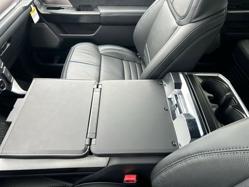 New 2025 Ford F150 Platinum w/ FX4 Off-Road Package image 70