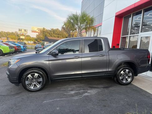Used 2017 Honda Ridgeline Black Edition image 5