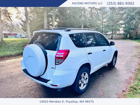 Used 2011 Toyota RAV4 4WD image 5