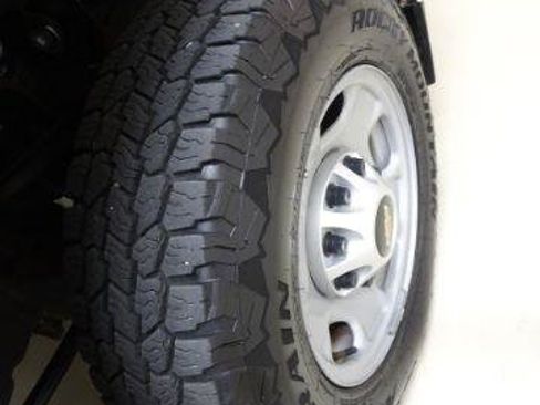 Used 2015 Chevrolet Silverado 2500 W/T RWD image 8