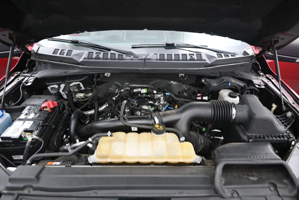 Used 2020 Ford F150 XLT w/ Equipment Group 302A Luxury AWD/4WD image 13