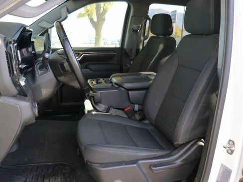 Used 2024 Chevrolet Silverado 2500 LT image 17