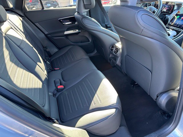 Used 2025 Mercedes-Benz GLC 300 4MATIC w/ AMG Line image 12