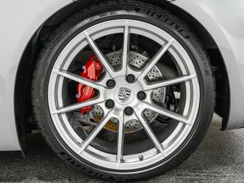 Used 2016 Porsche Boxster Spyder image 10