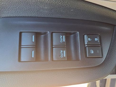 Used 2019 Honda Ridgeline RTL-T image 12