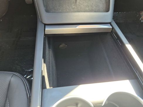 Used 2025 Tesla Model 3 Long Range image 18