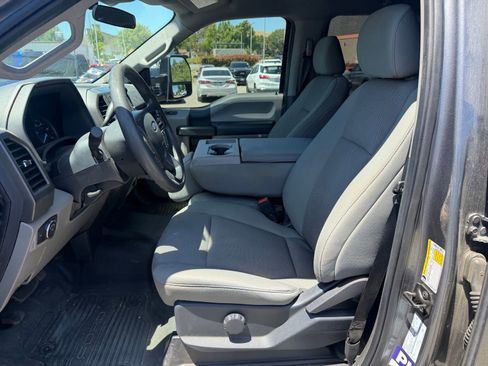 Used 2022 Ford F250 XL w/ STX Appearance Package AWD/4WD image 11