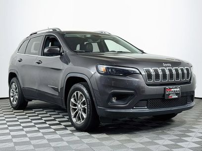 Used 2019 Jeep Cherokee Latitude Plus w/ Comfort/Convenience Group