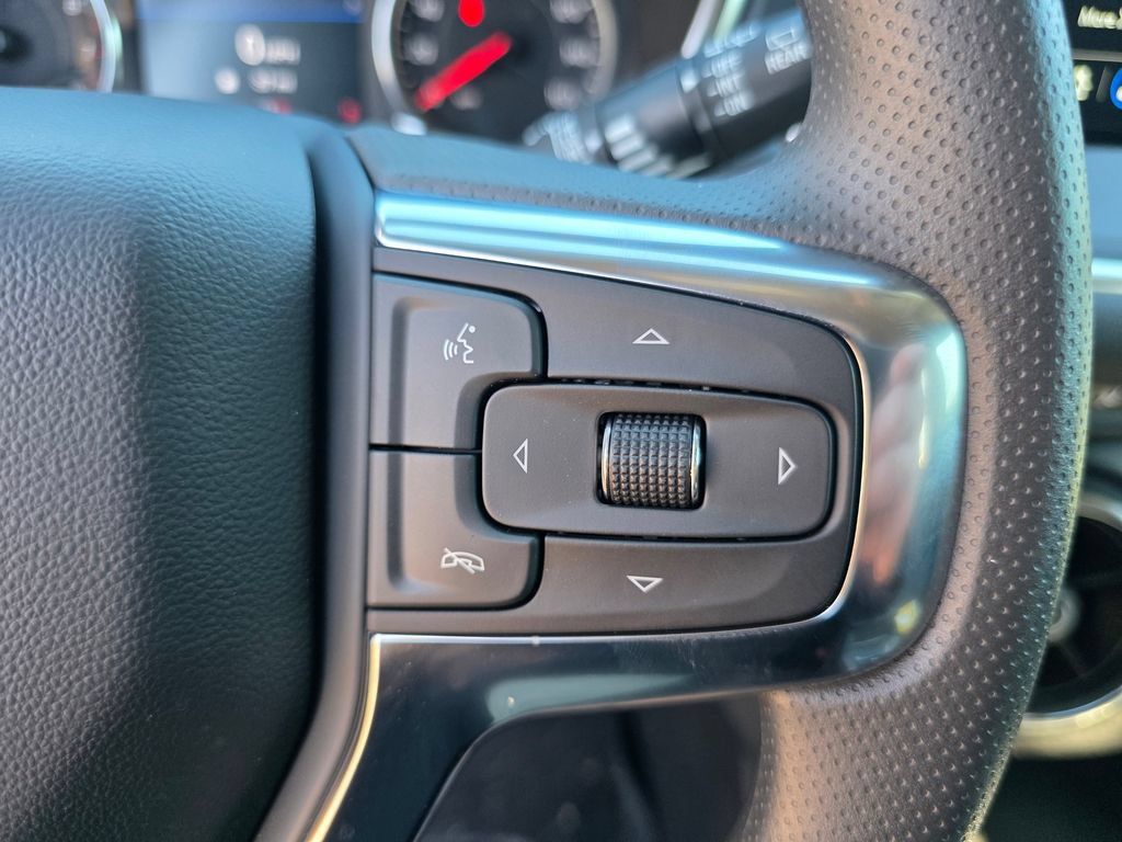 New 2025 Chevrolet Blazer LT w/ LPO, Floor Liner Package FWD image 19
