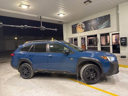 Used 2022 Subaru Outback Wilderness w/ Wilderness Package image 36