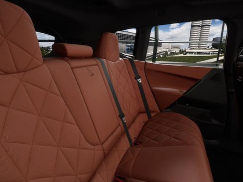 Used 2026 BMW iX xDrive60 w/ M Sport Package image 41