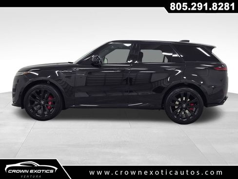 Used 2024 Land Rover Range Rover Sport Dynamic SE AWD/4WD image 4