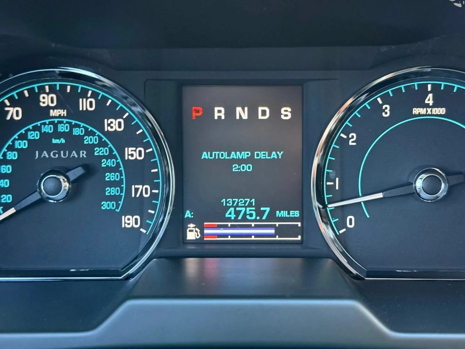 Used 2012 Jaguar XF RWD image 16