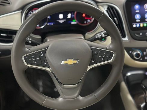 Used 2024 Chevrolet Malibu LT image 4