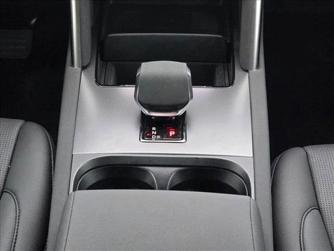 Certified 2025 Land Rover Discovery Sport S AWD/4WD image 11