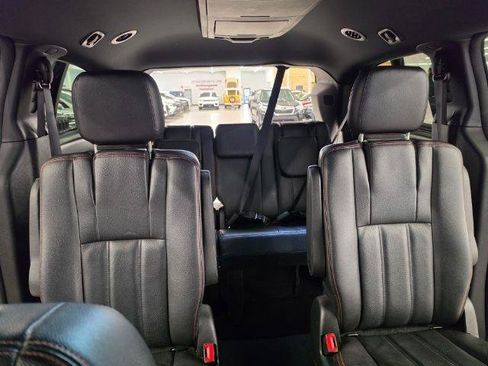 Used 2019 Dodge Grand Caravan GT FWD image 38