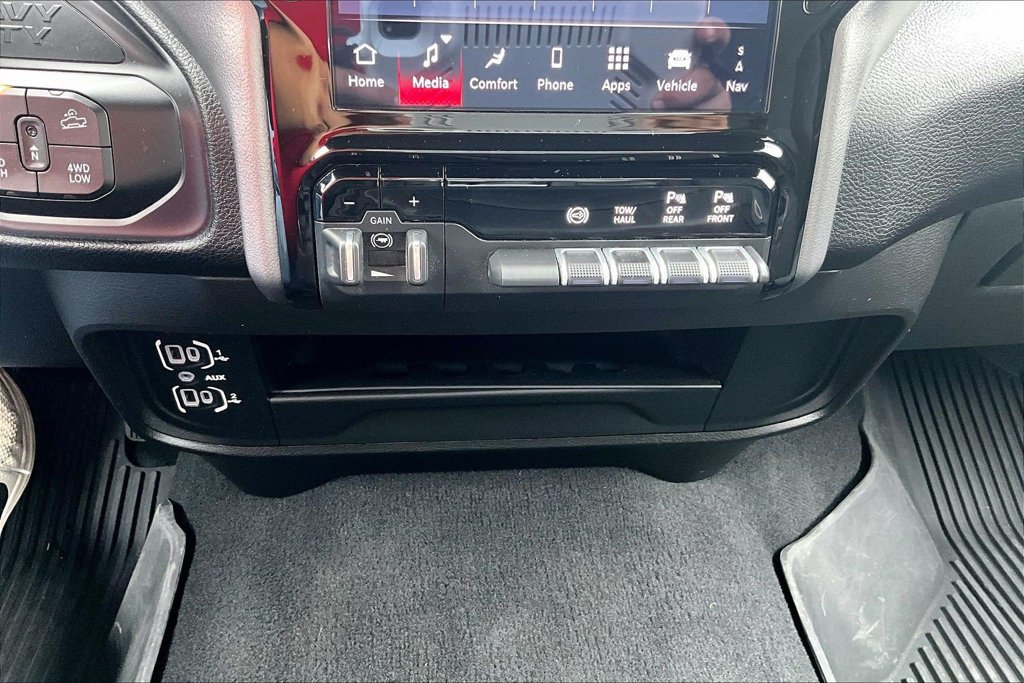 Used 2025 RAM 2500 Lone Star AWD/4WD image 33