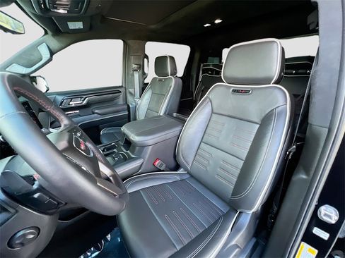 Used 2024 GMC Sierra 1500 AT4X image 21