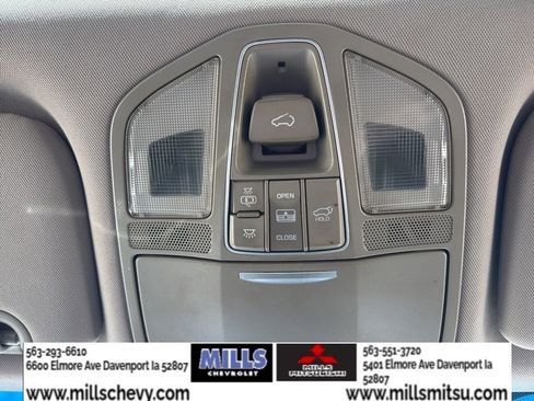 Used 2018 Hyundai Santa Fe Sport w/ 2.4L Tech Package 04 AWD/4WD image 29