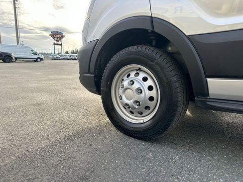 New 2026 Ford Transit 250 148 High Roof AWD w/ Exterior Upgrade Package image 28