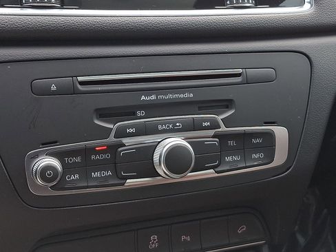 Used 2018 Audi Q3 2.0T Premium w/ Convenience Package image 18