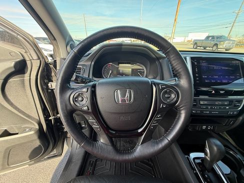 Used 2017 Honda Ridgeline RTL-E image 14