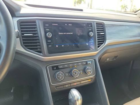 Used 2020 Volkswagen Atlas 4Motion SE V6 w/ Technology AWD/4WD image 23
