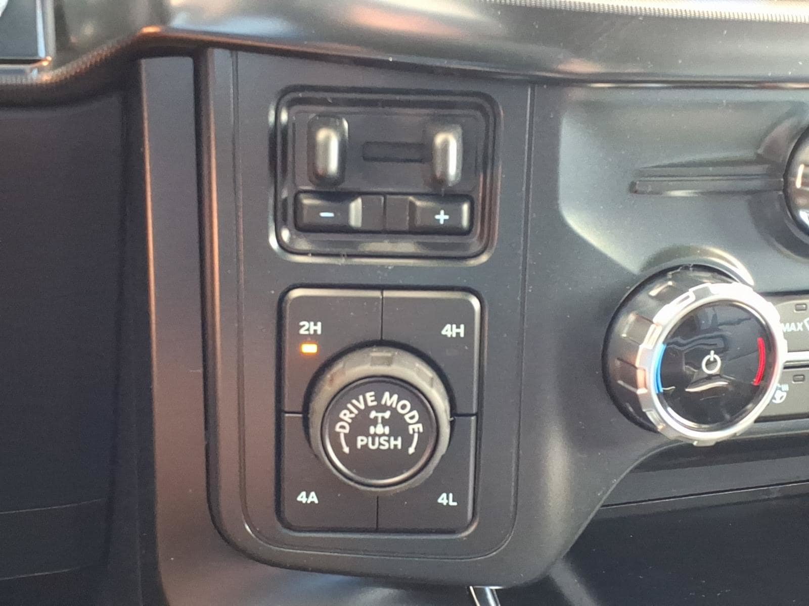 New 2026 Ford F150 Raptor AWD/4WD image 12