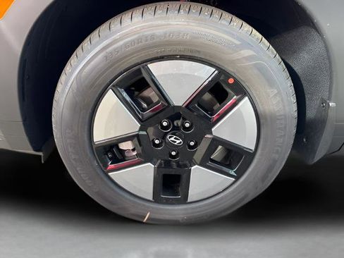 New 2026 Hyundai Santa Fe SE image 10