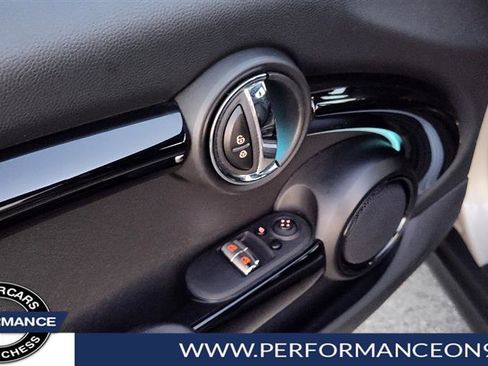 Used 2022 MINI Cooper S w/ Premium Package image 11