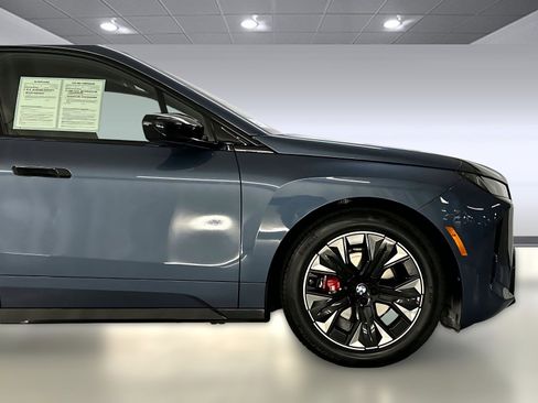 Used 2026 BMW iX M70 image 35