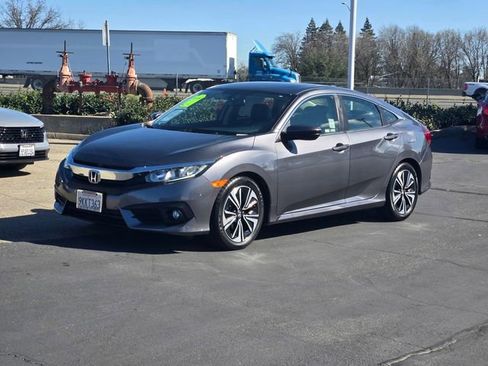 Used 2018 Honda Civic EX-L image 8