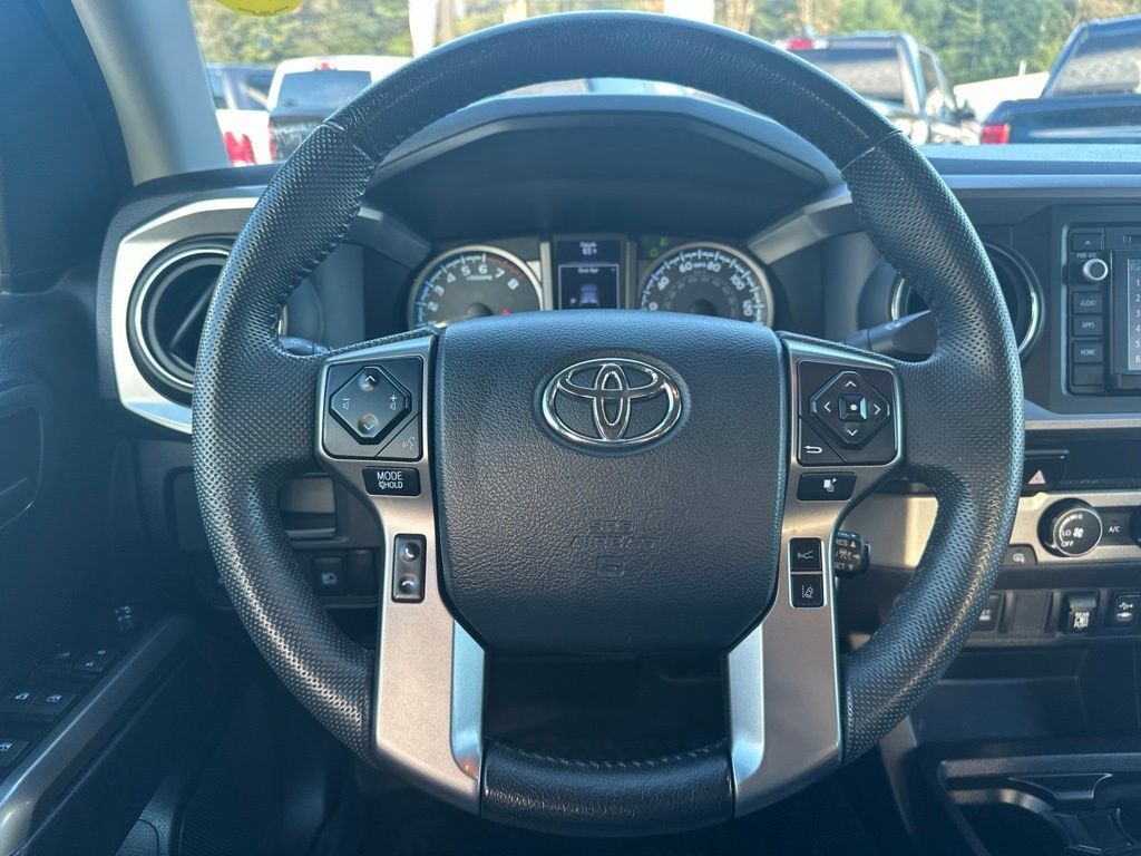 Used 2019 Toyota Tacoma SR5 AWD/4WD image 19