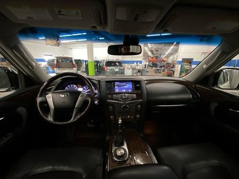 Used 2016 INFINITI QX80 4WD w/ Driver's Assistance Package image 26