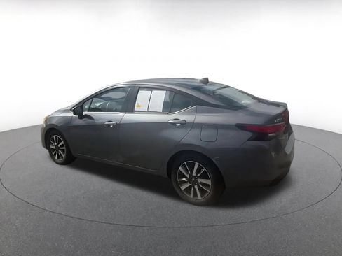 Used 2025 Nissan Versa SV FWD image 10