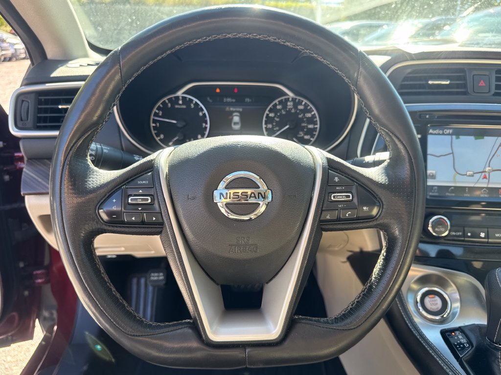 Used 2016 Nissan Maxima Platinum FWD image 19