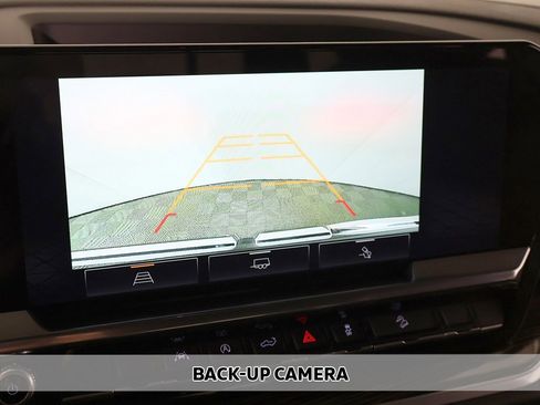 Used 2026 GMC Sierra 1500 Elevation w/ Preferred Package image 5