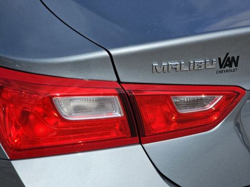 Used 2024 Chevrolet Malibu LT image 37