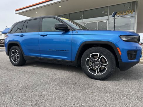Used 2022 Jeep Grand Cherokee Trailhawk w/ Luxury Tech Group III AWD/4WD image 1
