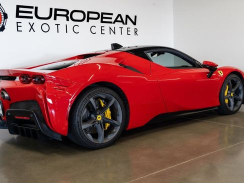 Used 2022 Ferrari SF90 Stradale image 23