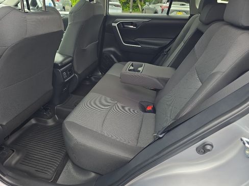 Certified 2025 Toyota RAV4 XLE w/ Convenience Package AWD/4WD image 18